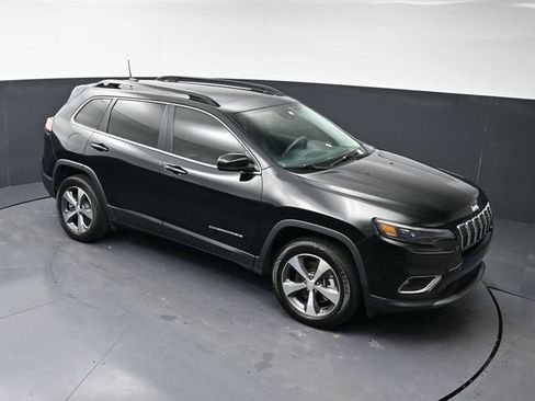 Used 2022 Jeep Cherokee Limited image 11