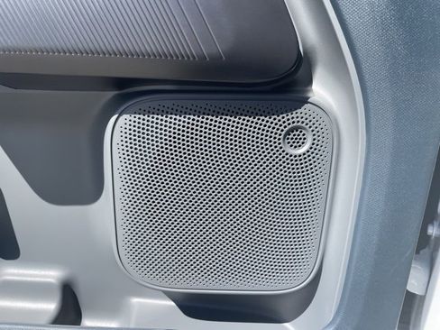 New 2025 Ford Maverick XLT w/ XLT Luxury Package image 18