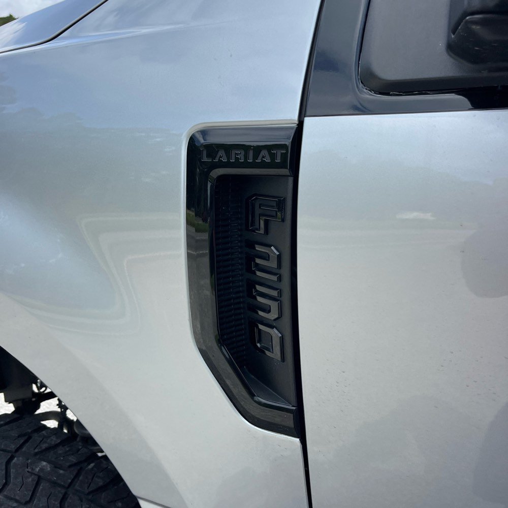 Used 2022 Ford F250 Lariat w/ Black Appearance Package AWD/4WD image 9