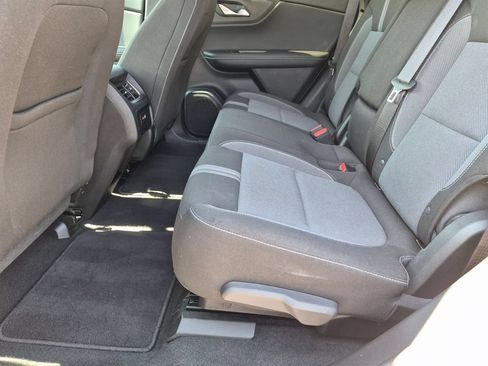 Used 2025 Chevrolet Blazer LT FWD image 28