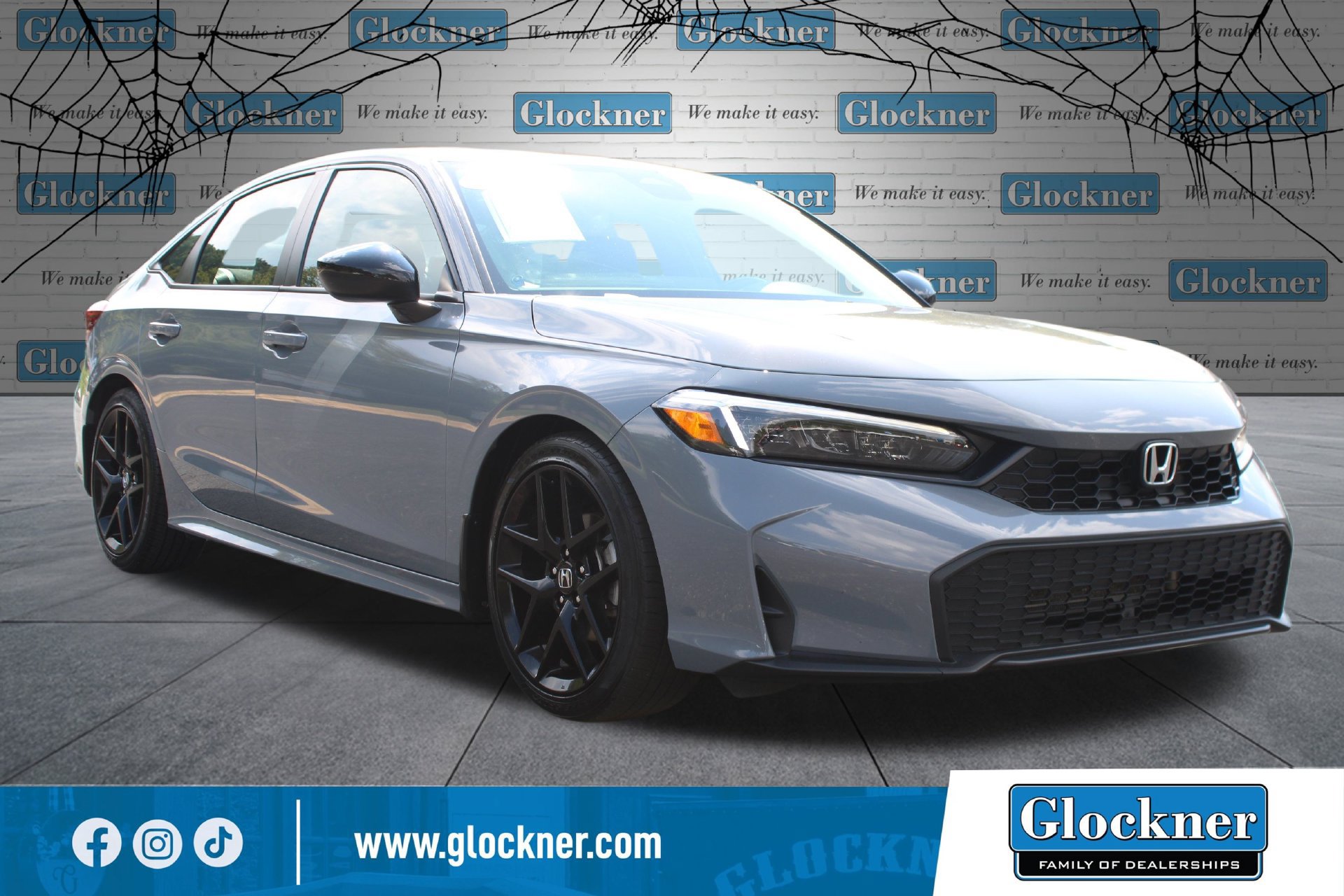 Used 2025 Honda Civic Sport image 3