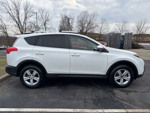 Used 2013 Toyota RAV4 XLE image 8