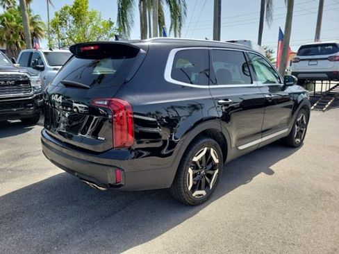 Used 2023 Kia Telluride S AWD/4WD image 7