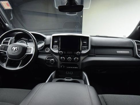 Used 2022 RAM 2500 Big Horn w/ Level C Equiment Group image 3