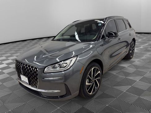 Used 2025 Lincoln Corsair Grand Touring w/ Equipment Group 301A image 3