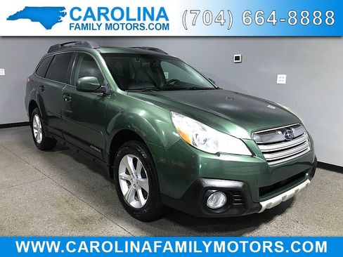 Used 2013 Subaru Outback 2.5i Limited AWD/4WD image 1