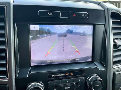 Used 2020 Ford F150 XLT w/ Equipment Group 302A Luxury AWD/4WD image 25