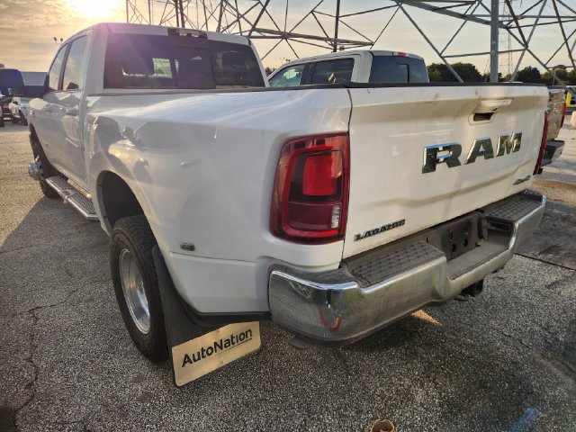 Used 2026 RAM 3500 Laramie AWD/4WD image 4