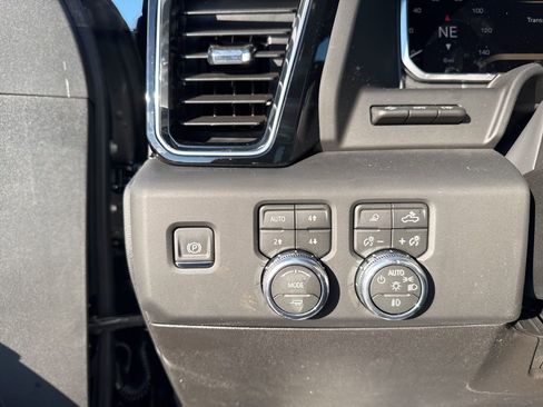 New 2026 GMC Sierra 2500 Denali w/ Denali Reserve Package image 14