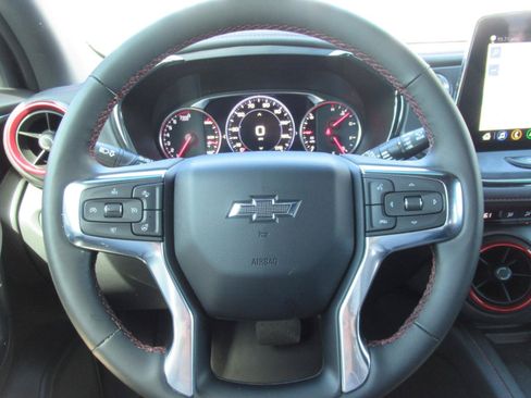 Used 2024 Chevrolet Blazer RS w/ Enhanced Convenience Package FWD image 24