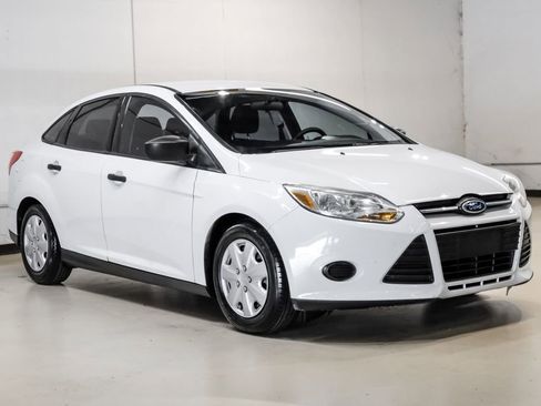 Used 2014 Ford Focus S FWD image 6