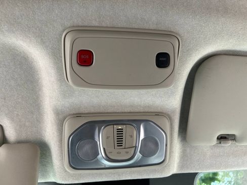 Used 2025 RAM ProMaster 2500 w/ Convenience Group FWD image 21