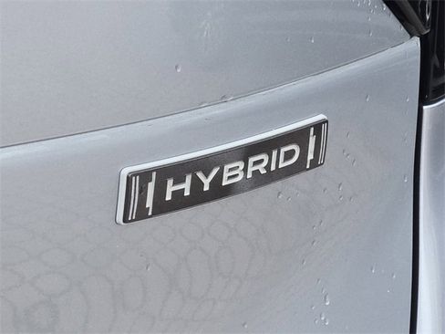 Certified 2025 Subaru Forester Limited image 9