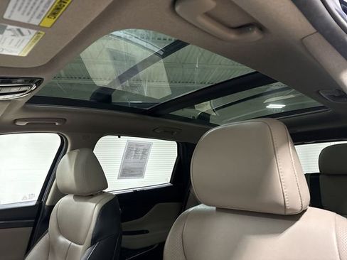 Used 2022 Hyundai Santa Fe Limited AWD/4WD image 20