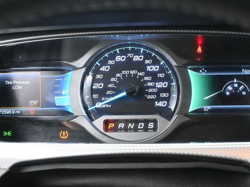 Used 2018 Ford Taurus SHO w/ Driver Assist Package image 13