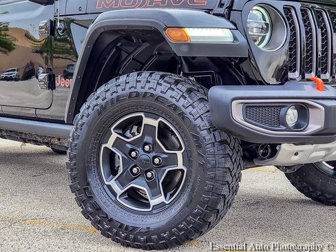 Used 2021 Jeep Gladiator Mojave AWD/4WD image 6