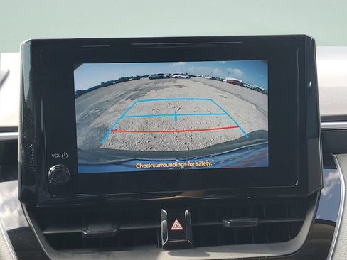 Used 2023 Toyota Corolla LE w/ LE Convenience Package FWD image 17