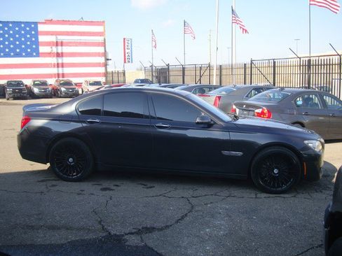 Used 2015 BMW 750i xDrive image 5