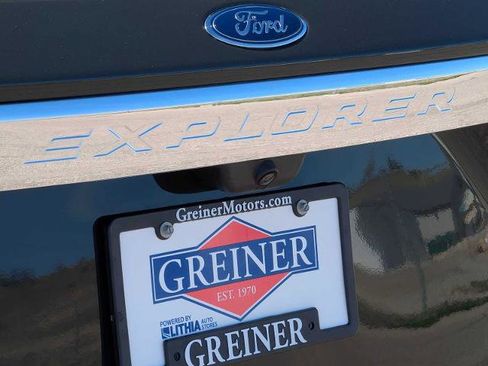 Certified 2023 Ford Explorer XLT AWD/4WD image 12