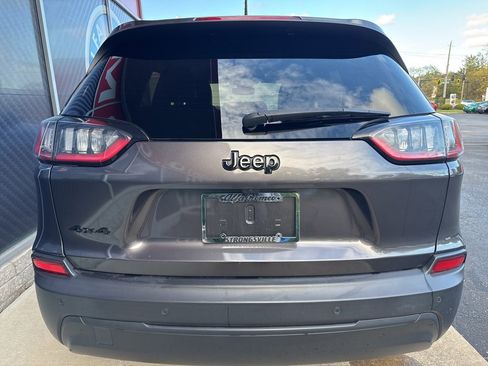Used 2023 Jeep Cherokee Altitude Lux image 8