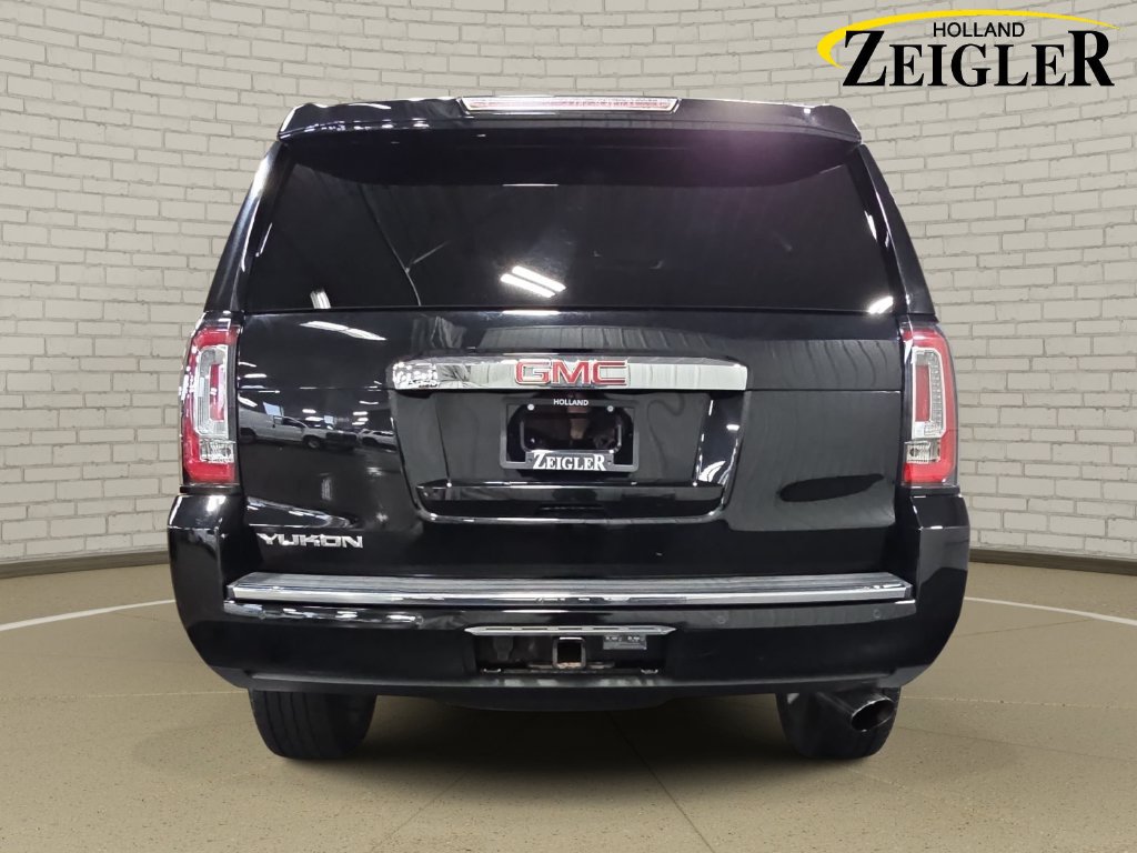 Used 2017 GMC Yukon Denali w/ Open Road Package AWD/4WD image 9