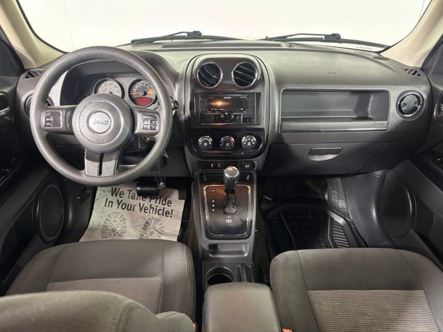 Used 2016 Jeep Patriot Sport w/ Power Value Group AWD/4WD image 29