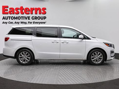 Used 2020 Kia Sedona EX FWD image 4
