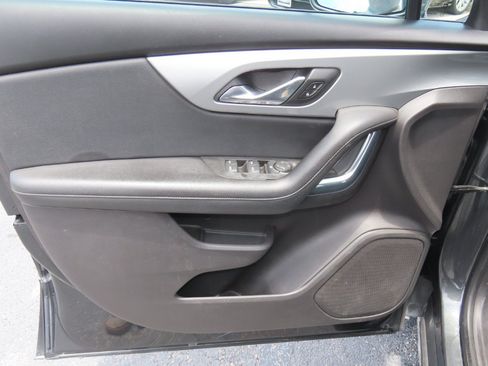 Used 2019 Chevrolet Blazer LT FWD image 22