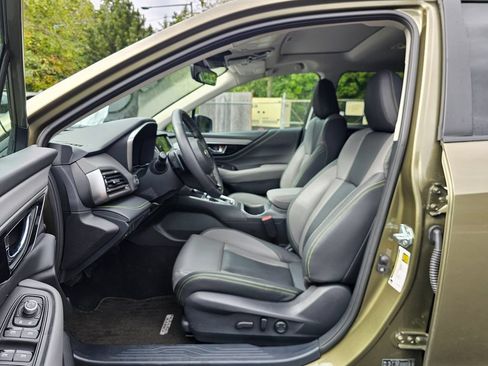 Used 2025 Subaru Outback Onyx Edition AWD/4WD image 22