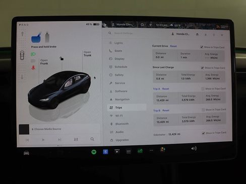 Used 2025 Tesla Model 3 Long Range image 59
