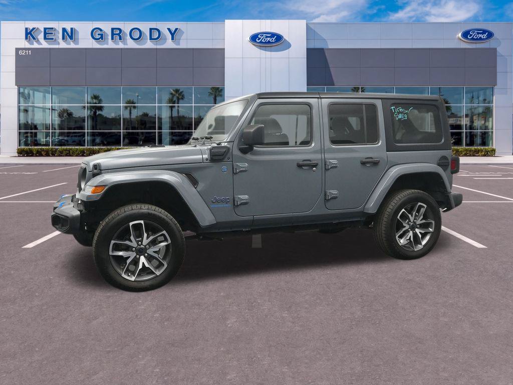 Used 2024 Jeep Wrangler Unlimited AWD/4WD image 6