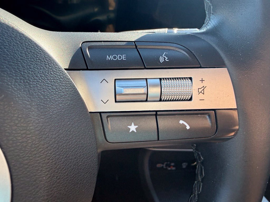 Used 2025 Hyundai Kona SEL AWD/4WD image 18