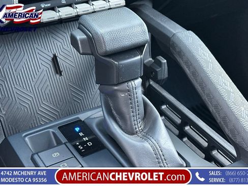Used 2025 Toyota Tacoma SR5 AWD/4WD image 28