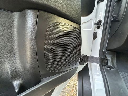Used 2023 RAM ProMaster 2500 FWD image 14