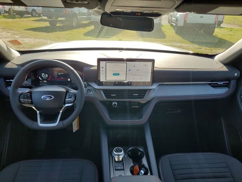 New 2026 Ford Explorer ST-Line image 22