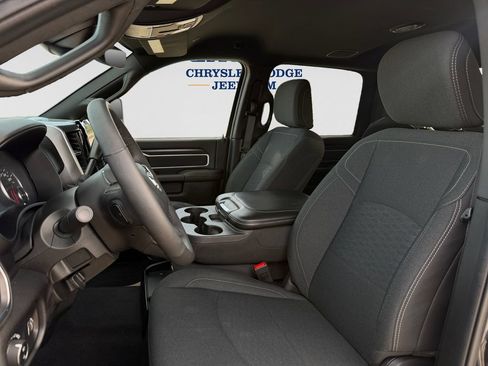 Used 2025 RAM 2500 Big Horn AWD/4WD image 16