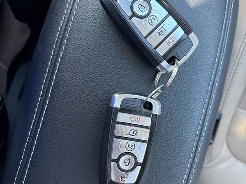 Certified 2022 Ford Escape SEL w/ Technology Package image 12