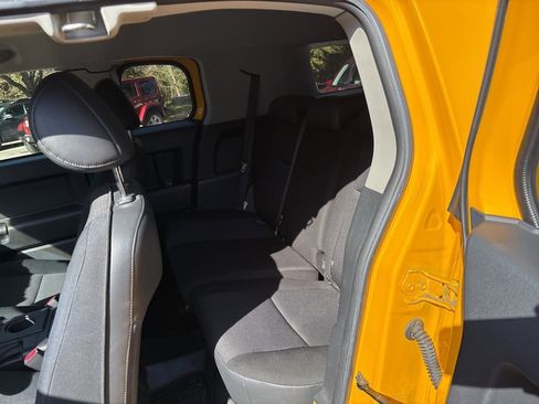 Used 2007 Toyota FJ Cruiser 4WD image 5