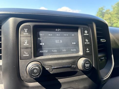 Used 2019 RAM 2500 Tradesman w/ Chrome Appearance Group AWD/4WD image 21