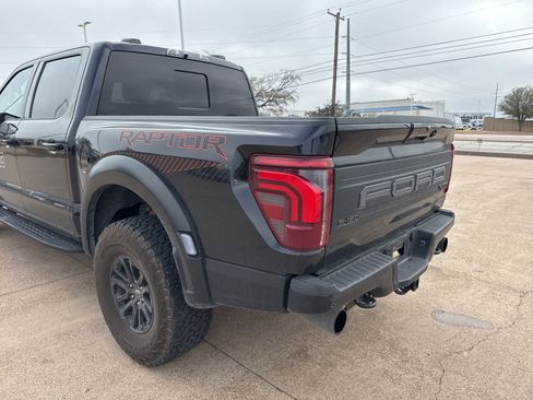 Used 2025 Ford F150 Raptor image 4