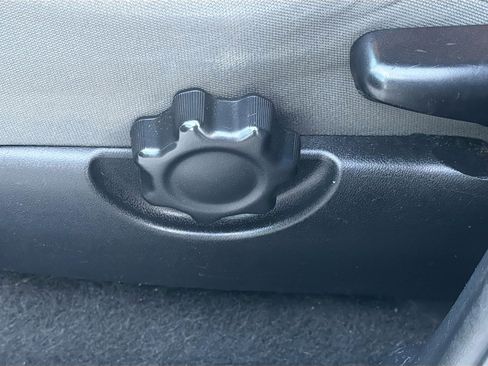 Used 2021 Toyota Tacoma SR w/ SR Convenience Package image 22