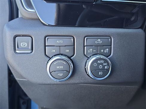 New 2026 GMC Sierra 1500 Elevation image 22