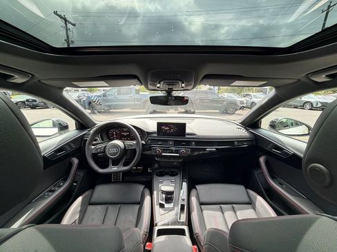 Used 2018 Audi A4 2.0T Premium Plus AWD/4WD image 34