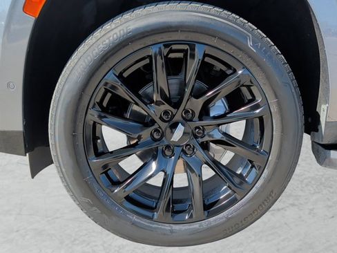 Certified 2021 Cadillac Escalade Premium Luxury image 22