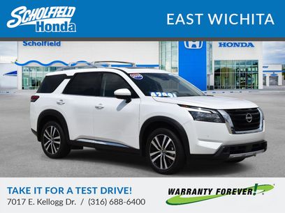 Used 2025 Nissan Pathfinder Platinum w/ Lighting Package (N92)