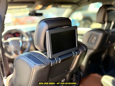 Used 2018 Dodge Durango SRT w/ Trailer Tow Group IV AWD/4WD image 37