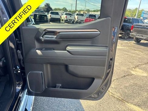 Used 2023 Chevrolet Silverado 1500 LT AWD/4WD image 23
