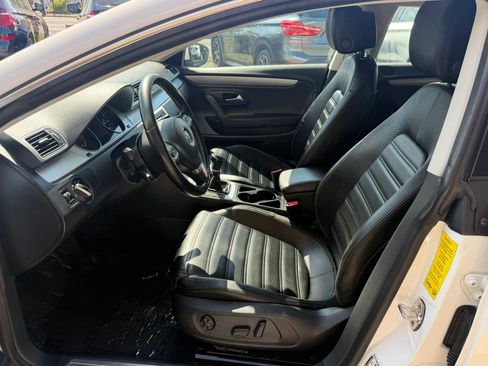 Used 2013 Volkswagen CC Sport FWD image 10
