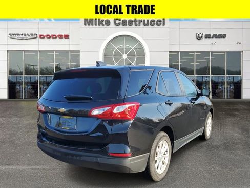 Used 2020 Chevrolet Equinox LS w/ LS Convenience Package image 4