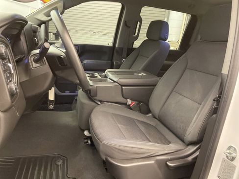 Used 2021 Chevrolet Silverado 2500 Custom w/ Custom Value Package image 19